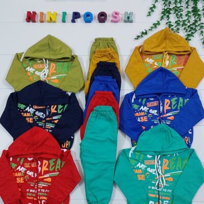 سویشرت کلاه دار به همراه شلوار