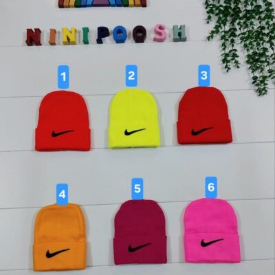 کلاه تک بافت گلدوزی شده طرح نایک