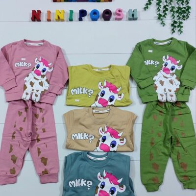 بلوز شلوار طرح گاو بامزه با پاهای برجسته